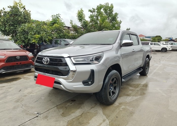 2022 TOYOTA  Toyota Hilux Revo Double Cab 2WD (2022)
